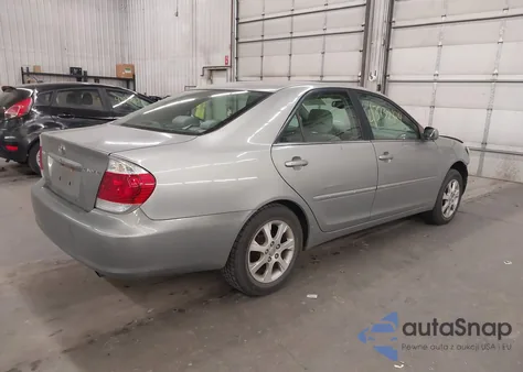 2005 Toyota Camry Xle from USA, damaged, VIN 4T1BE32K55U547626